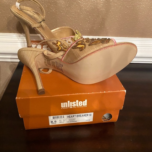 Unlisted - Picture 3 of 4